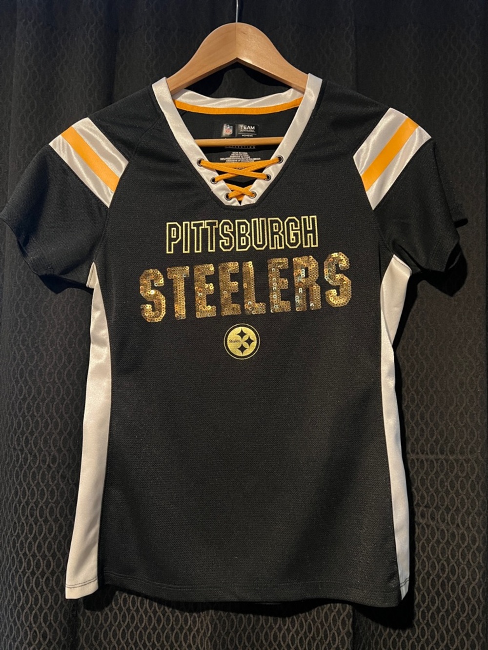 Pittsburgh Steelers Lace-Up V-Neck Tee - Black & Gold